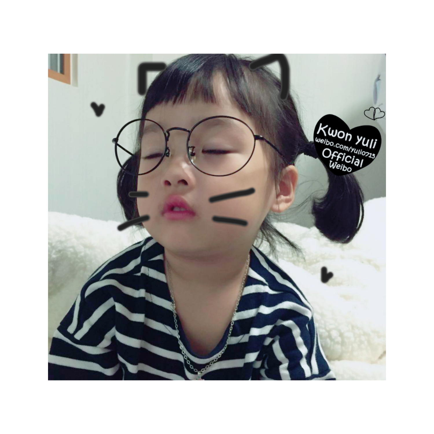 自制贴图权律二小可爱拿图点赞哦