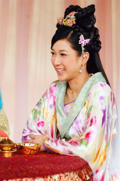 钟嘉欣公主嫁到图片
