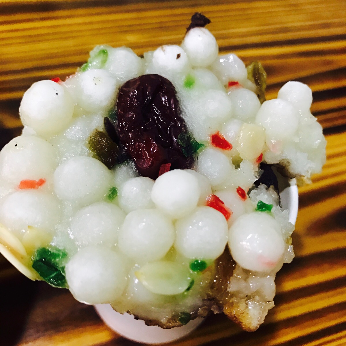 我是一个吃了一肚子豆沙的梅花糕(nanjing)