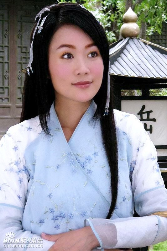 幻影神针-佟馥儿-梁小冰饰