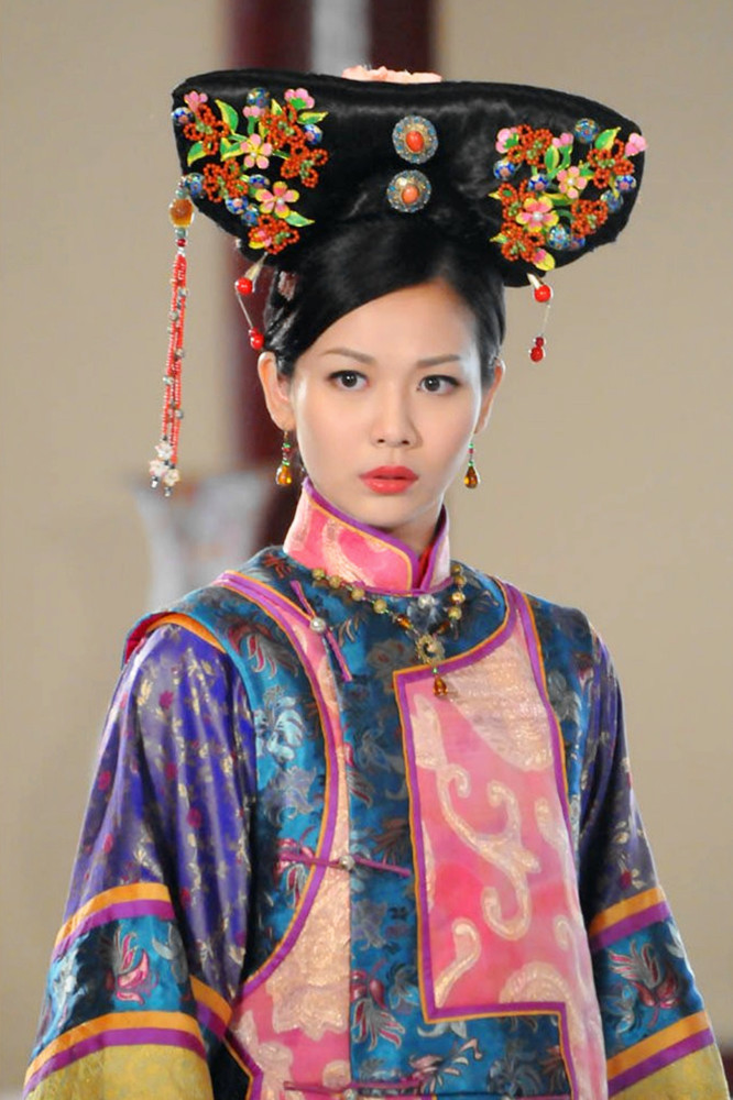 万凰之王-芸妃-杨秀惠饰