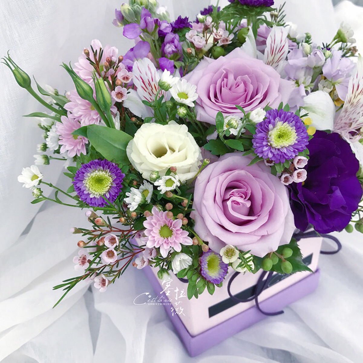 粉色玫瑰,白色龙胆,紫色龙胆,粉色雏菊,白色雏菊,紫色进口雏菊,白色六