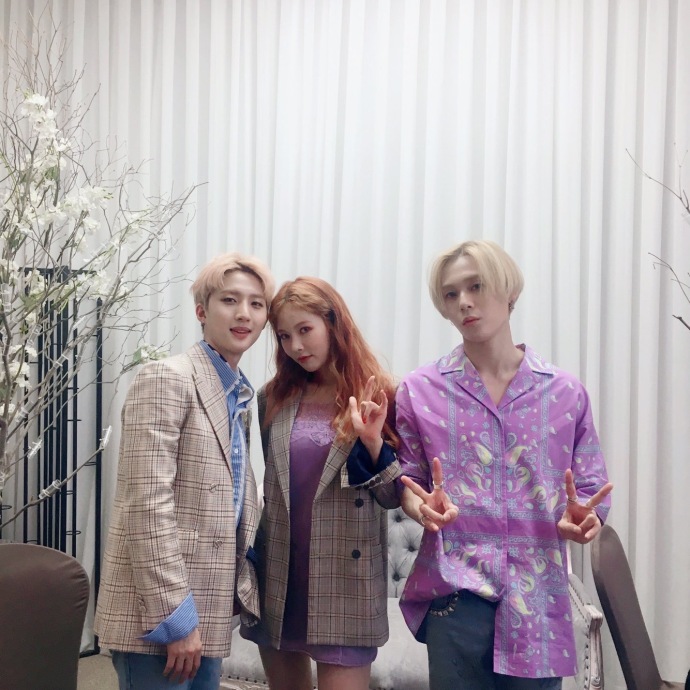 triple h( h) triple h 金泫雅(kim hyun a) 李会泽(hui) 金孝钟(e"
