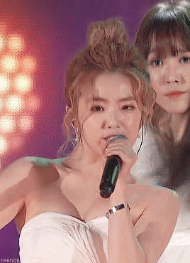 裴珠泫(irene),1991年3月29日出生于韩国大邱市韩国女歌手,女子演唱