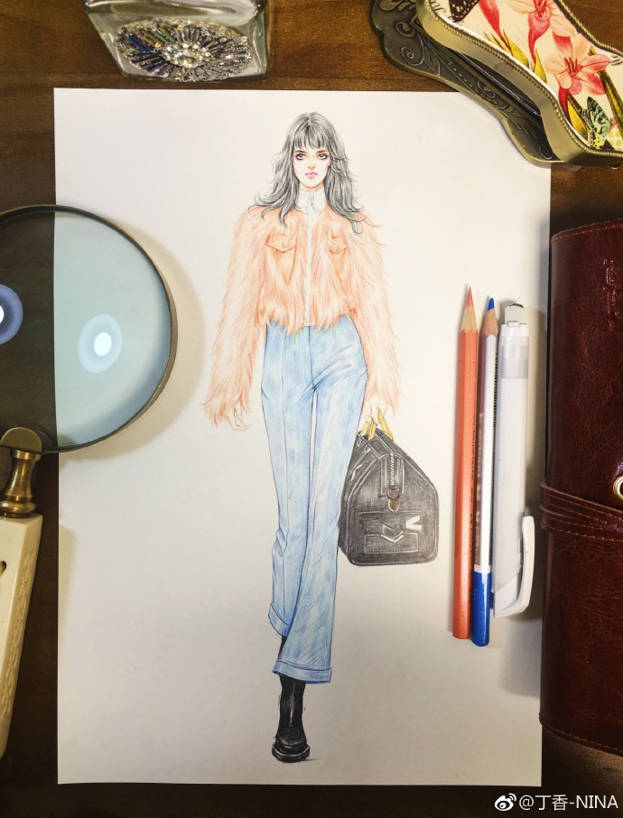 彩铅部分范例#丁香时装画教程##服装设计手稿##手绘服装效果图##每日