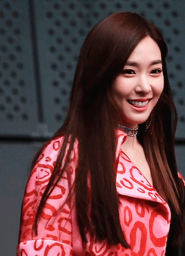 【禁二】黄美英(tiffany),1989年8月1日出生于美国加利福尼亚州旧金山