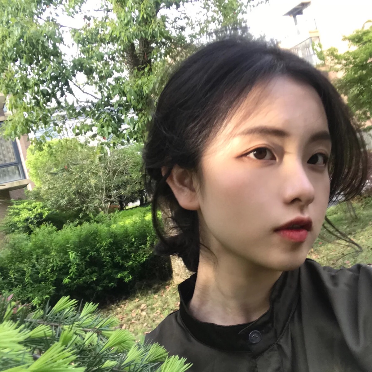 女生高清头像 我自认为可以帅气潇洒的过一生 实实在在简简单单的