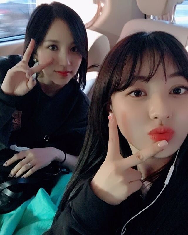 twice 朴志效,名井南(mina)