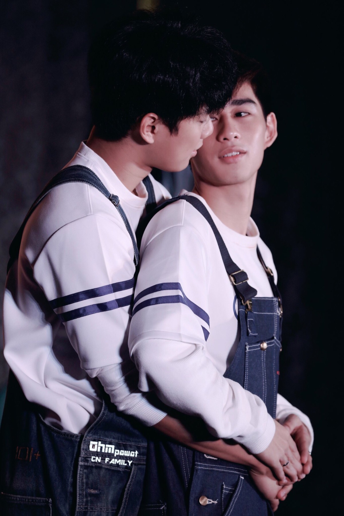 泰剧爱来了别错过 toeysittiwat book 学霸 ohmpawat frame 陈炳林