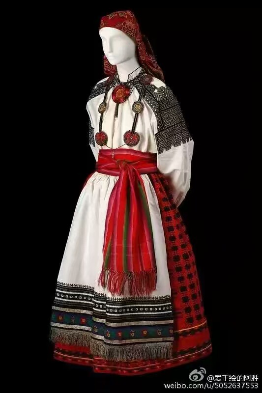 俄罗斯传统服饰