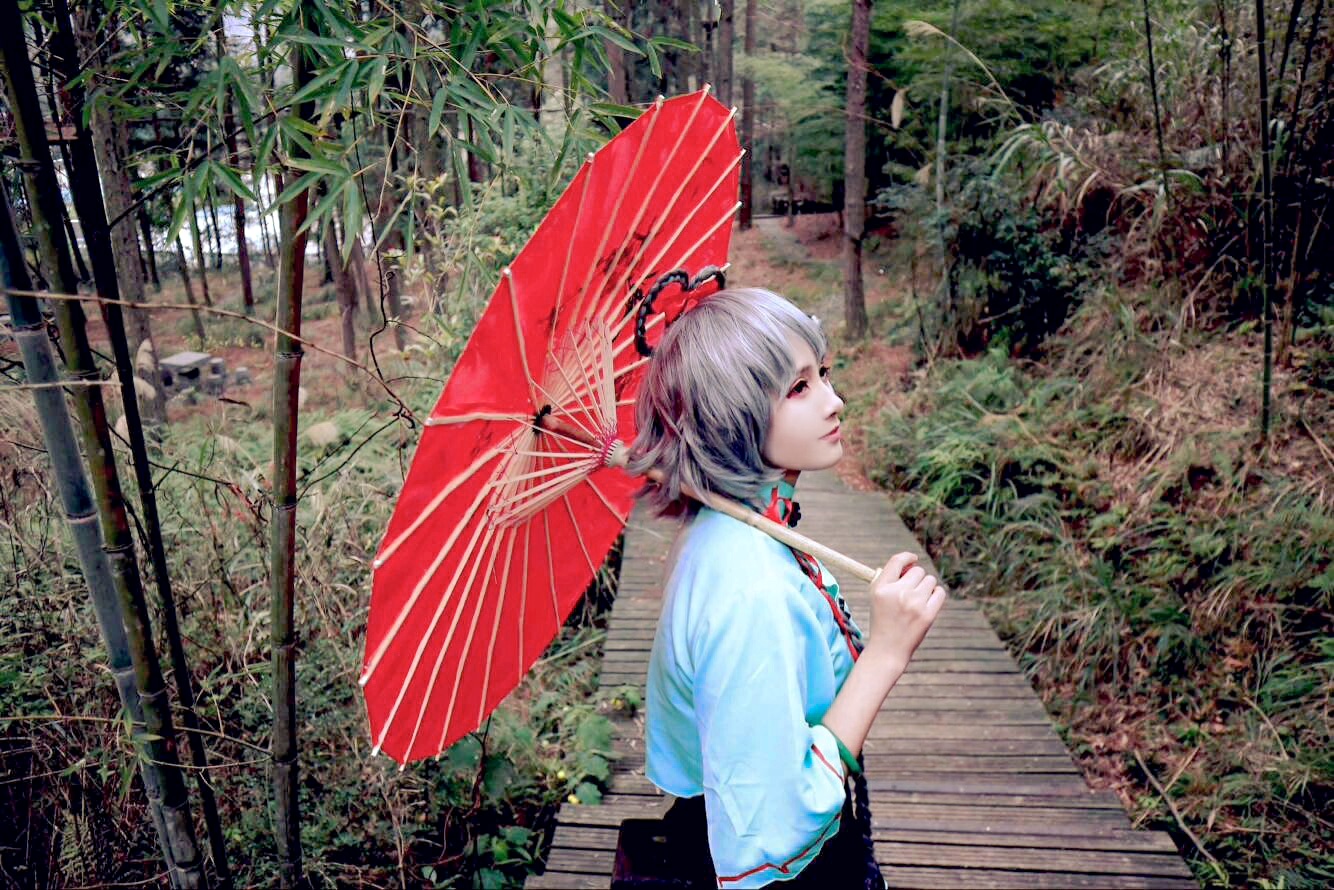 三月雨,洛天依常服cos