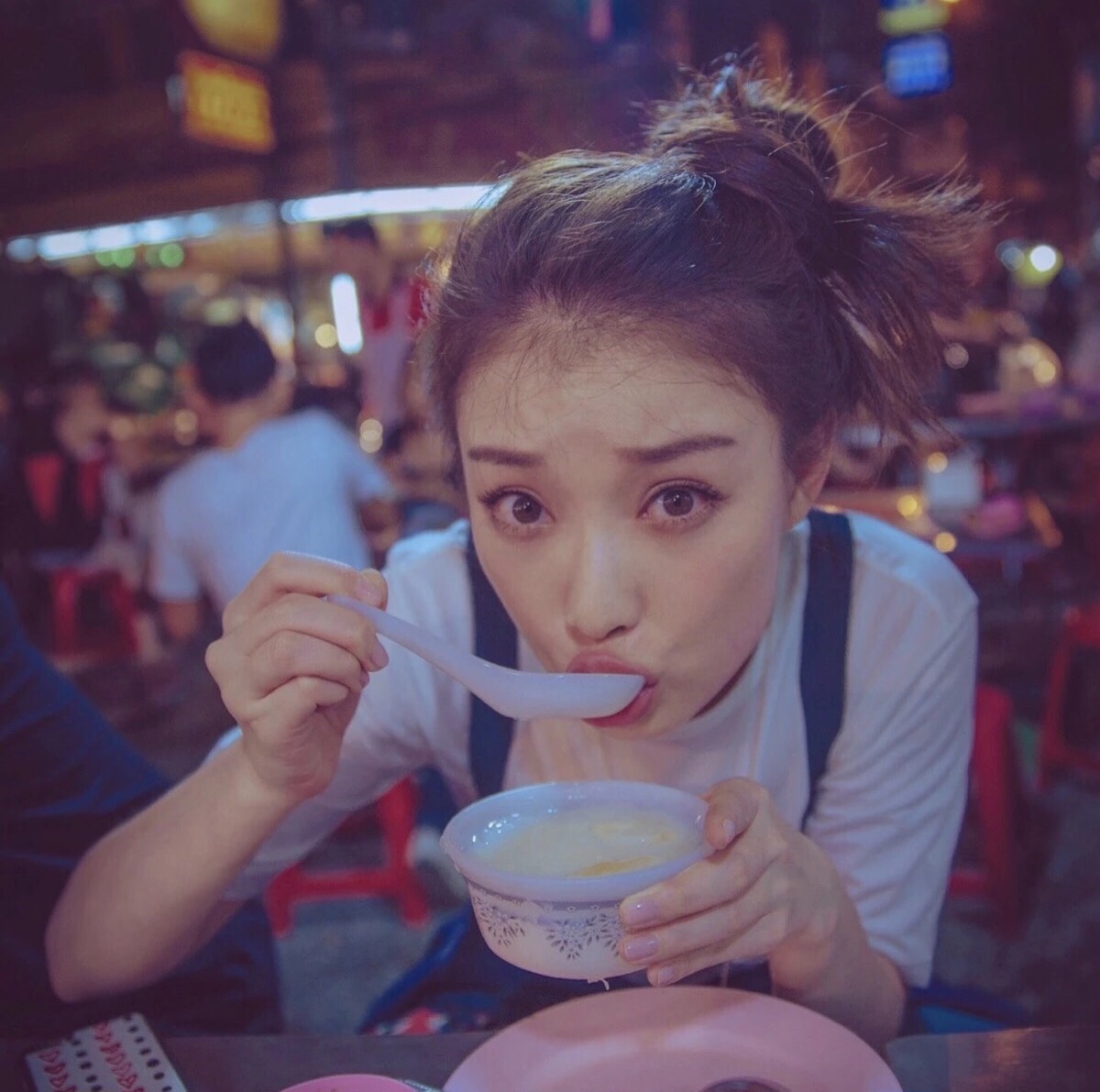 倪妮 头像