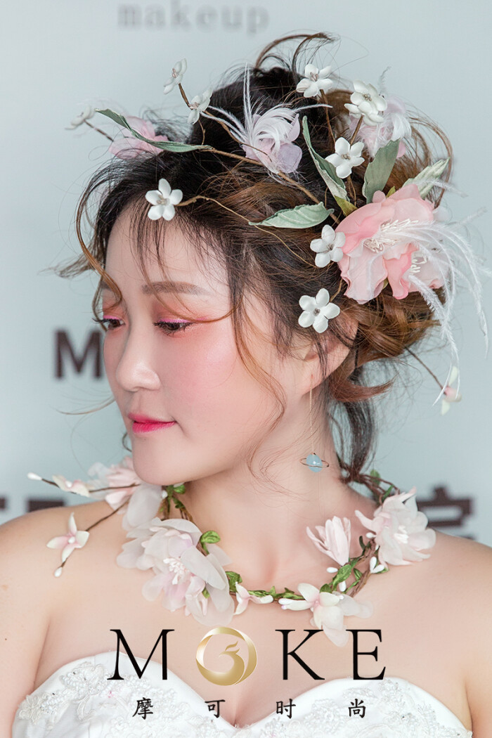 【鲜花新娘抽丝造型】