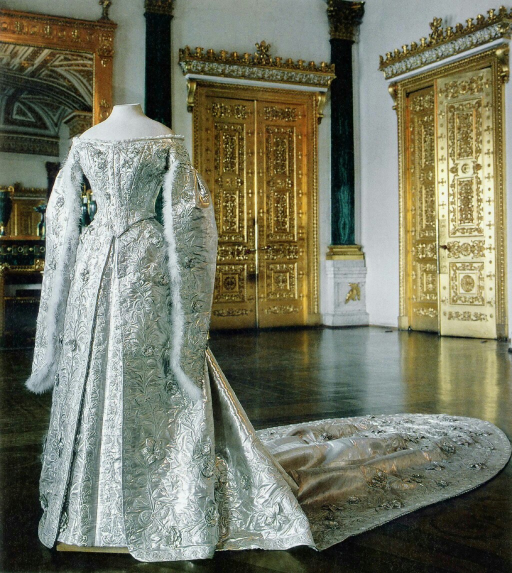 俄国王室的服装
