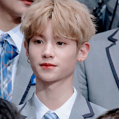 Justin可爱,justin可爱卖萌图片 男版produce101s2 黄明昊 justin 可爱的温州小弟弟 我!同省的握握手!