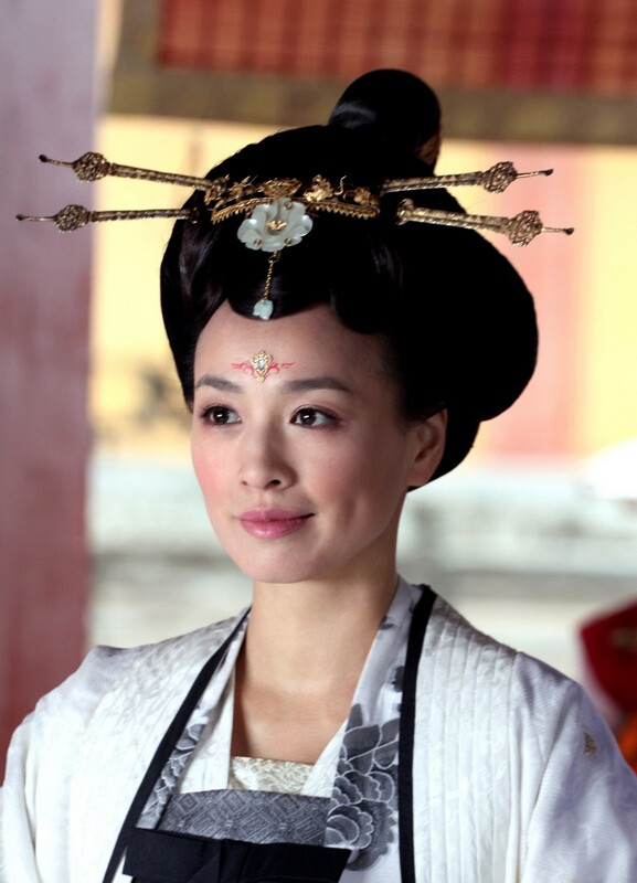 我对于妈剧素来避退三舍,可不得不说这部剧(我也