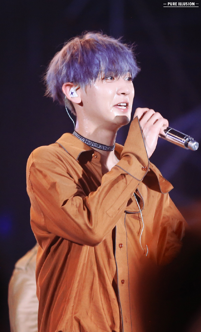 world tour vi in seoul灰紫原图这边: o网页链接#chanyeol##朴灿烈