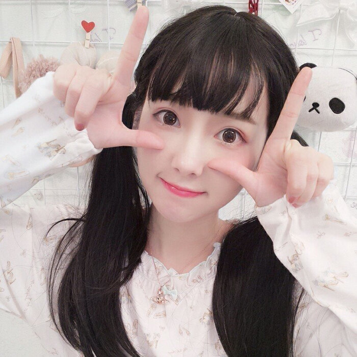 真人闺蜜头像 落泪前转身