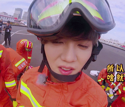 呆萌傻狍子 鹿晗 luhan #壁纸 #头像