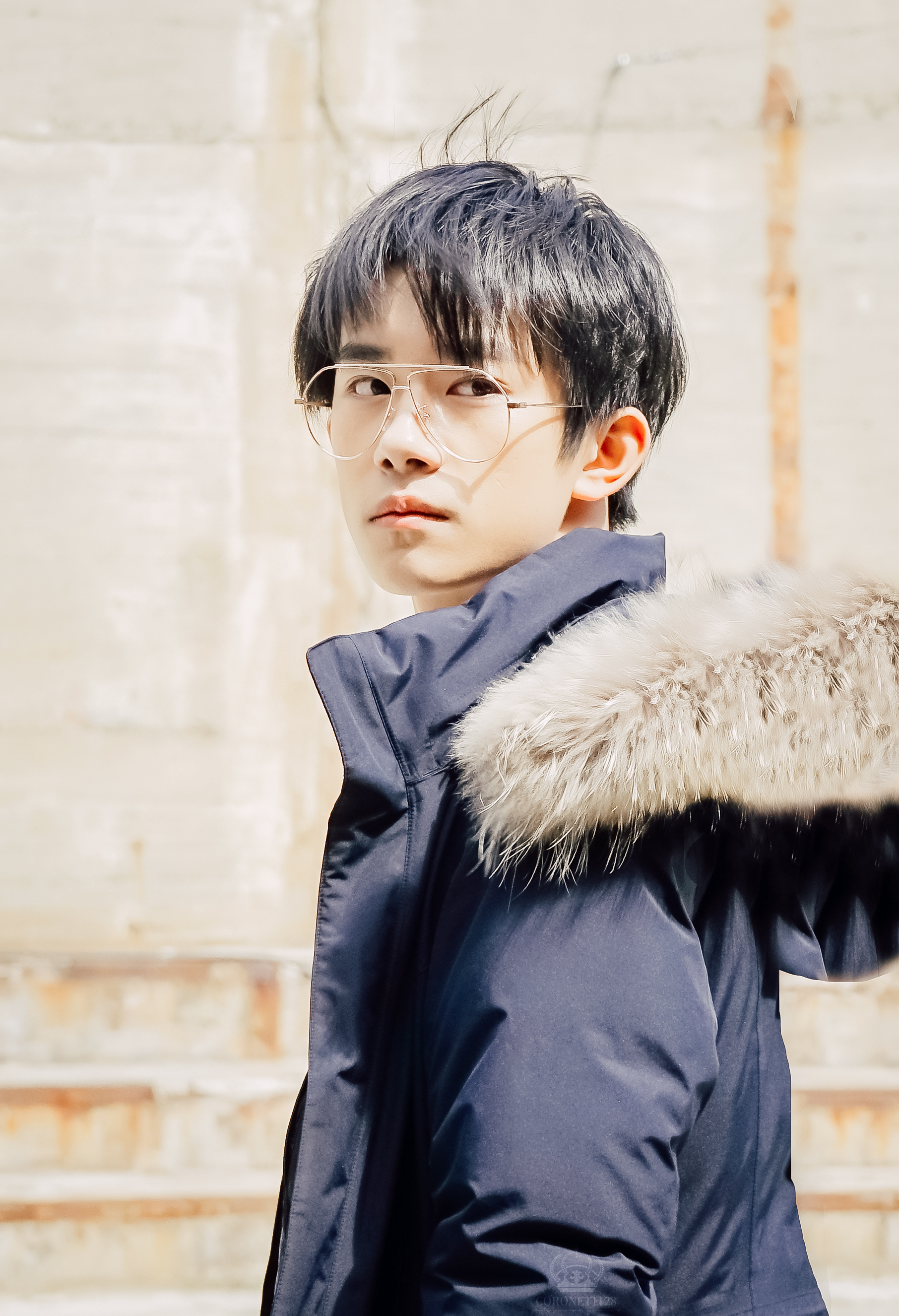 coronet皇冠_易烊千玺个站 易烊千玺 yyqx 1128 四字弟弟