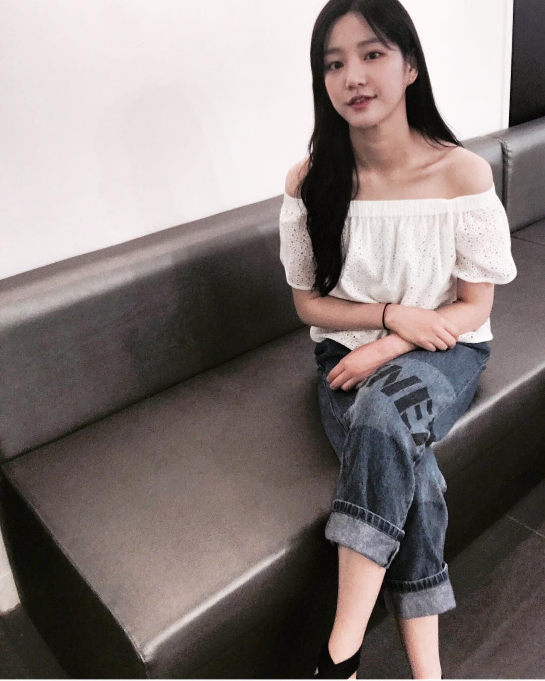 李侑菲