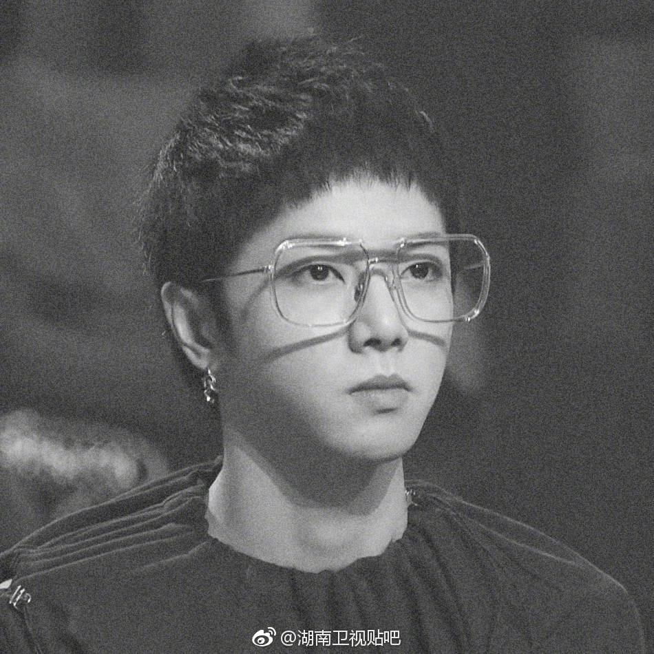 华晨宇 明日之子 高清壁纸