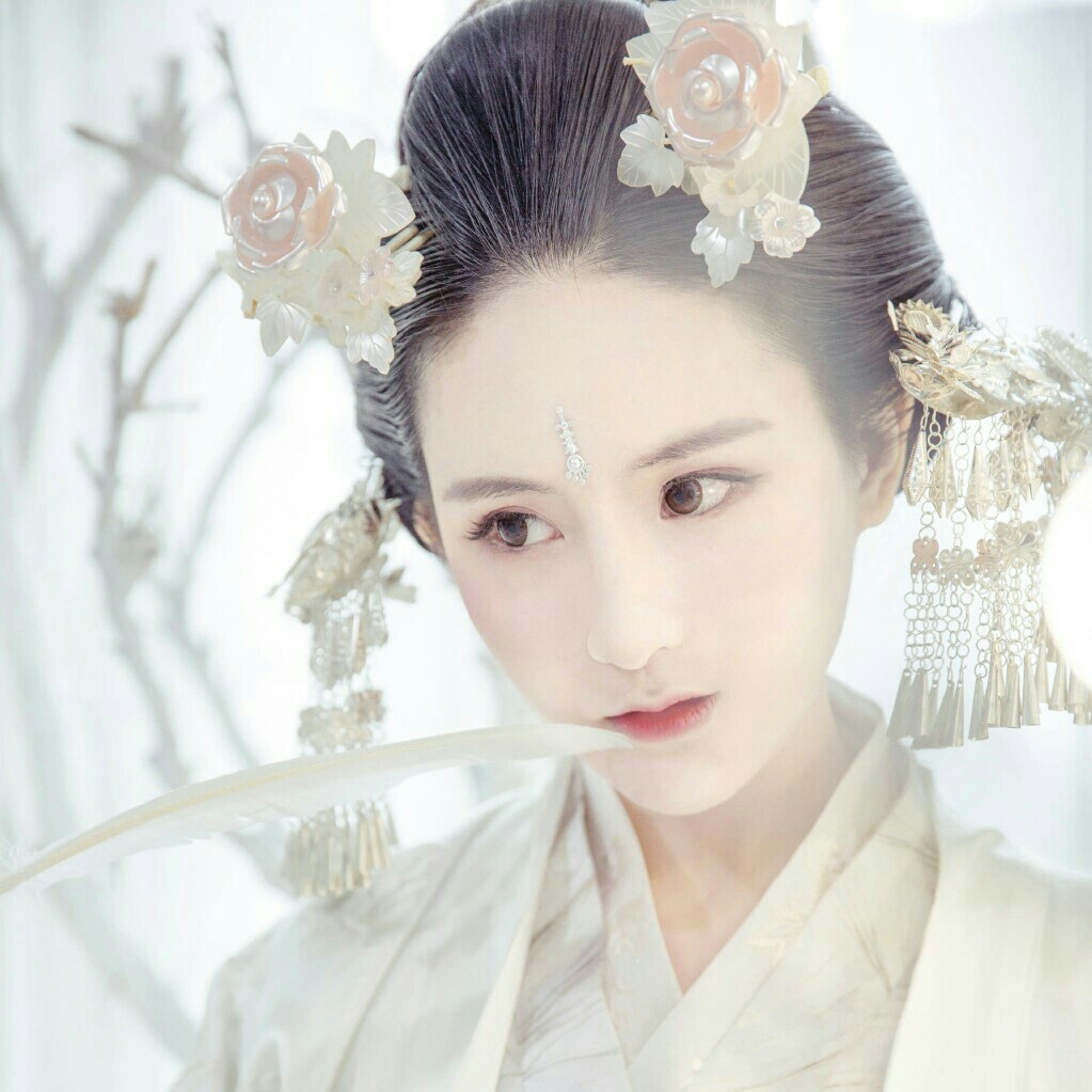 自截,头像,古风,古风真人头像,古风头像,女头,汉服,唯美,森系,意境,小