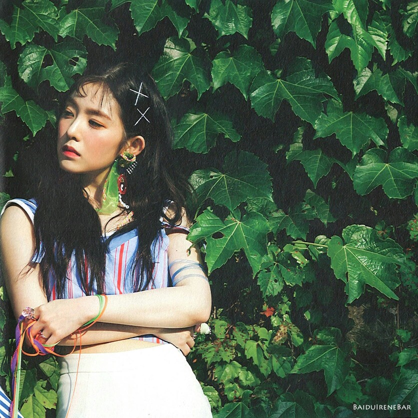 red velvet irene专辑扫图