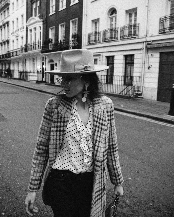 欧美博主beatrice gutu穿搭日常 轻熟女风 很喜欢她的拍照及穿搭风格