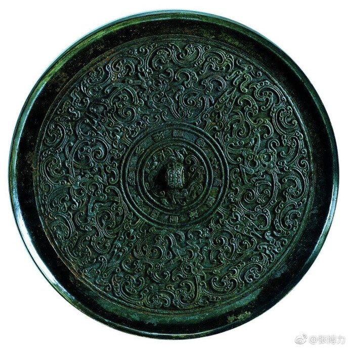 蟠螭纹铜镜西汉扬州博物馆藏