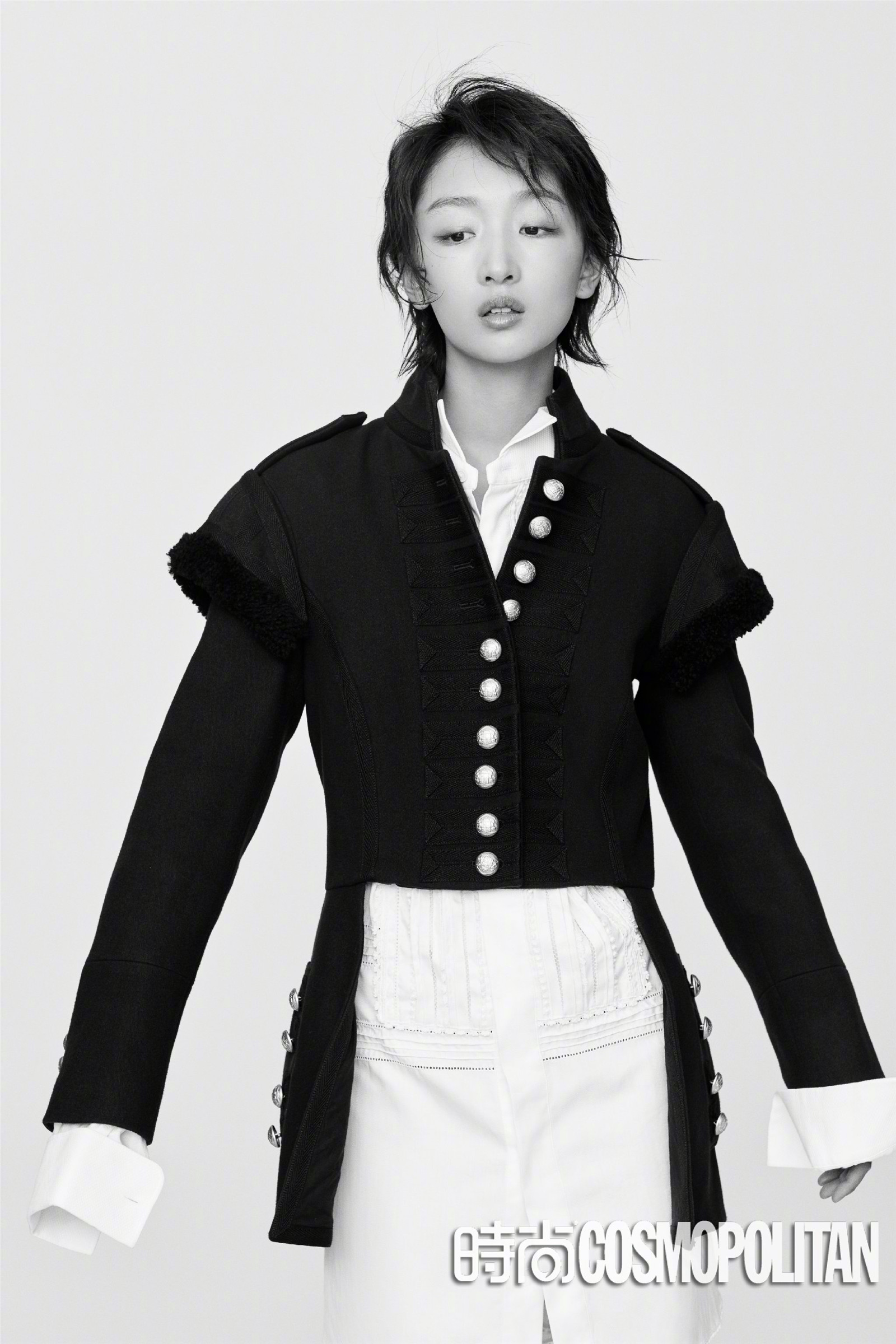 2017《cosmopolitan 时尚》九月刊封面:周冬雨(收获今年第一封金九( )