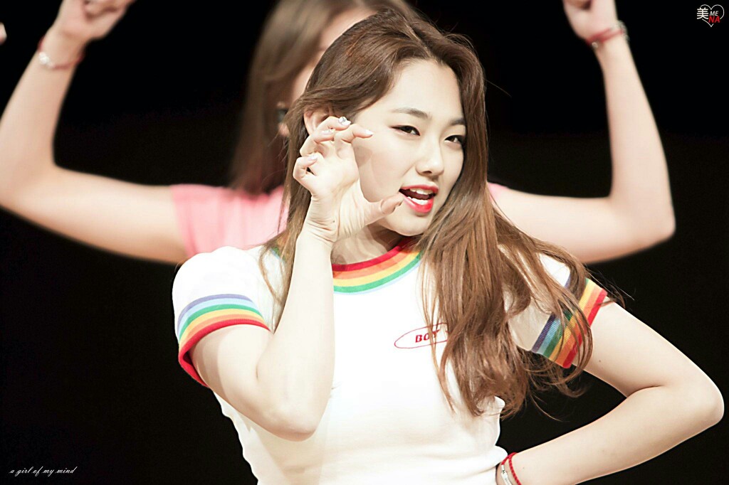 gugudan 康美娜