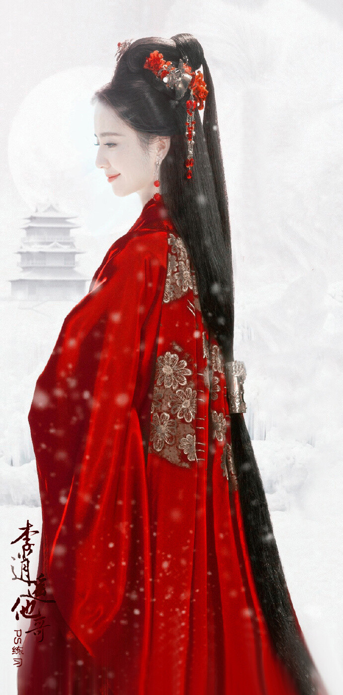 佟丽娅##佟丽娅爱无痕# 美女出东邻,容与上天津.
