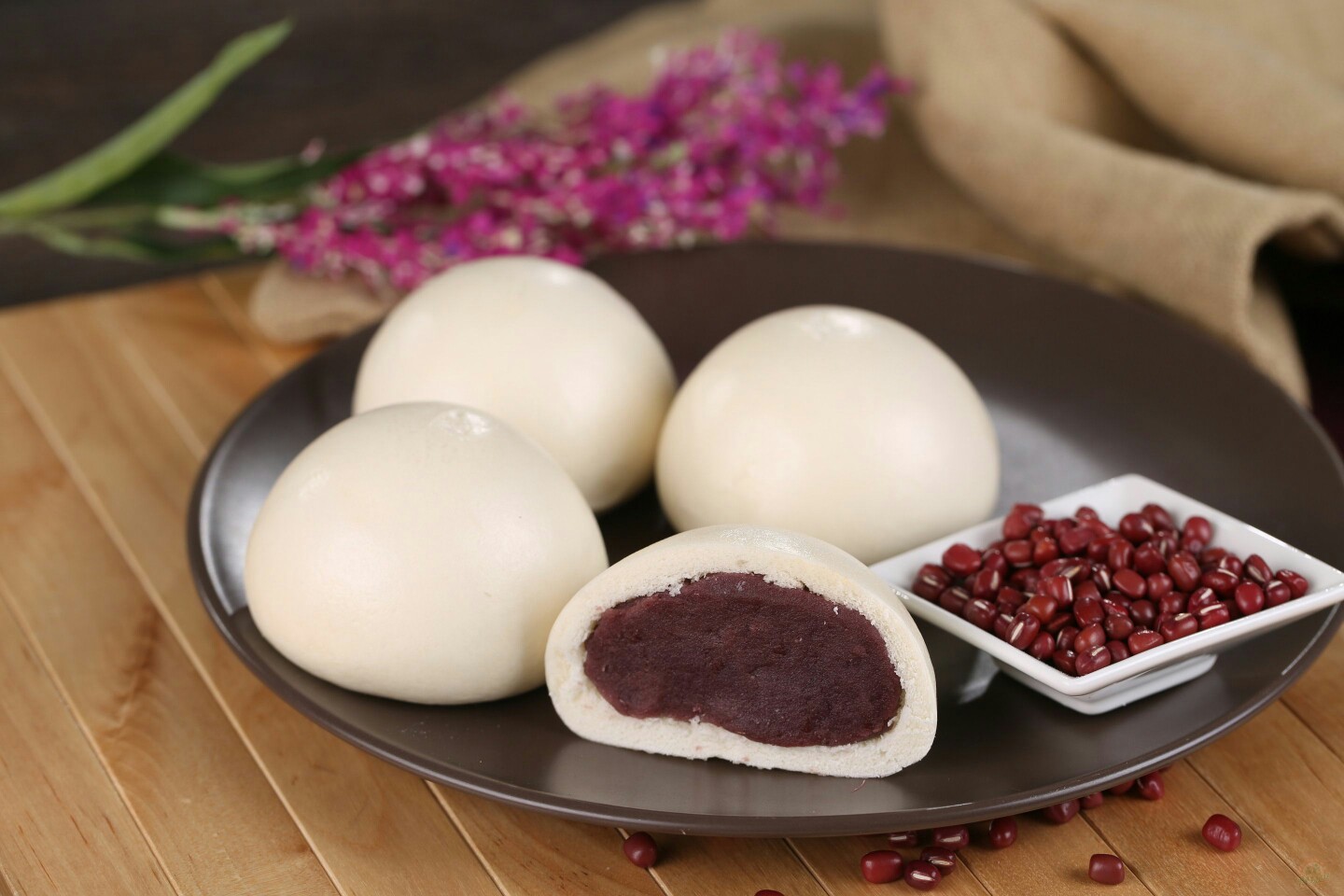 豆沙包 