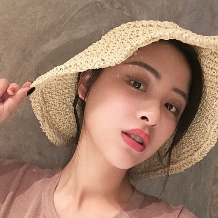 【毘湿婆】:女生头像.御姐.黑白头像.个性.欧美头像.酷劲.韩范头像.