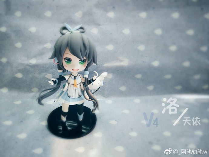 洛天依 q版 手办