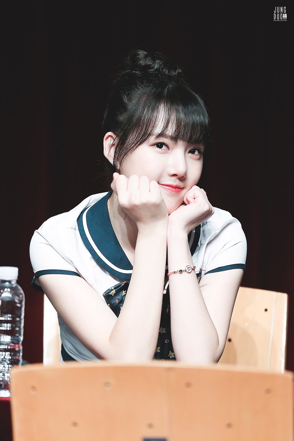 郑艺琳 gfriend