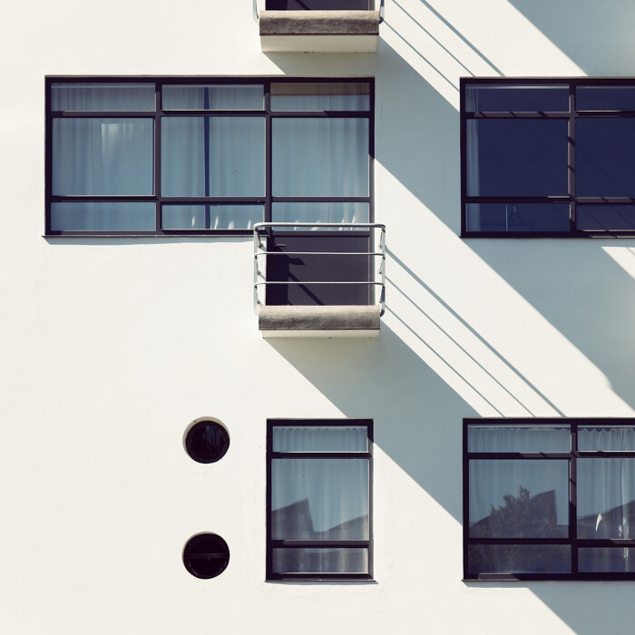 は蛋|德国德绍的包豪斯建筑|摄影师sebastian weiss