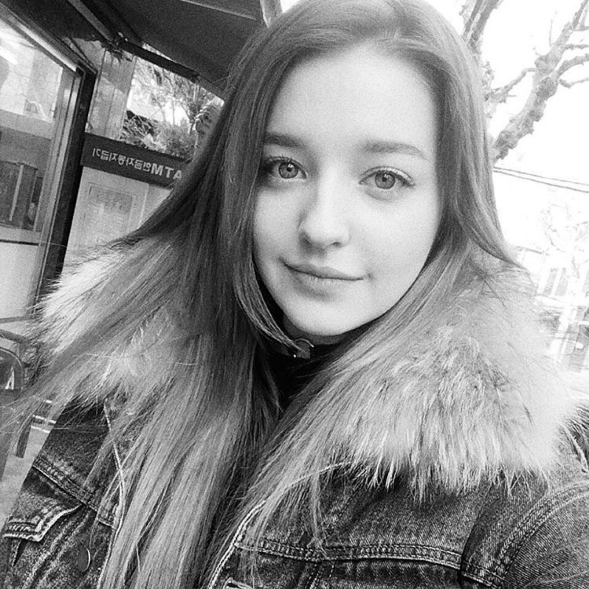 1996年出生的angelina danilova