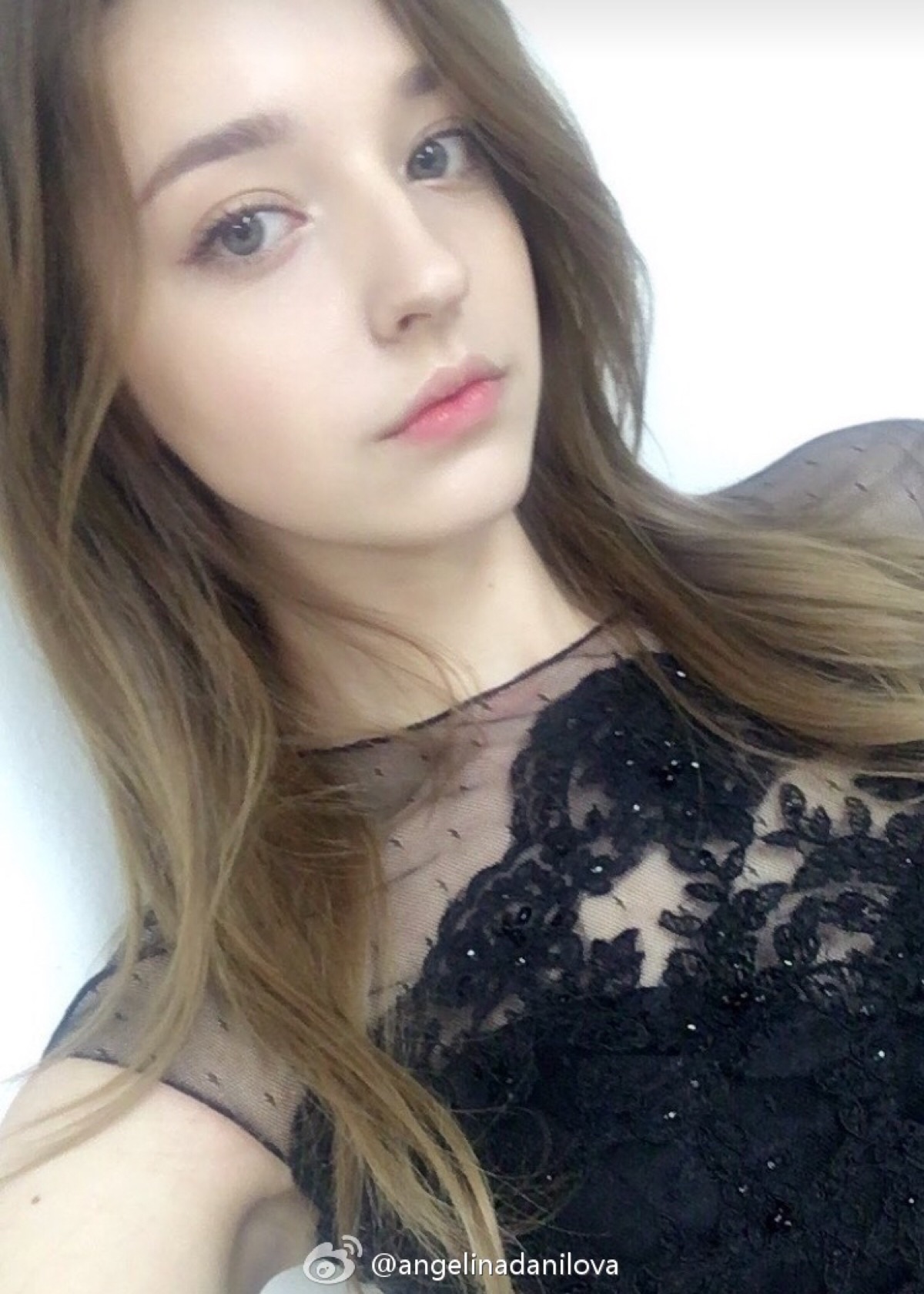 1996年出生的angelina danilova