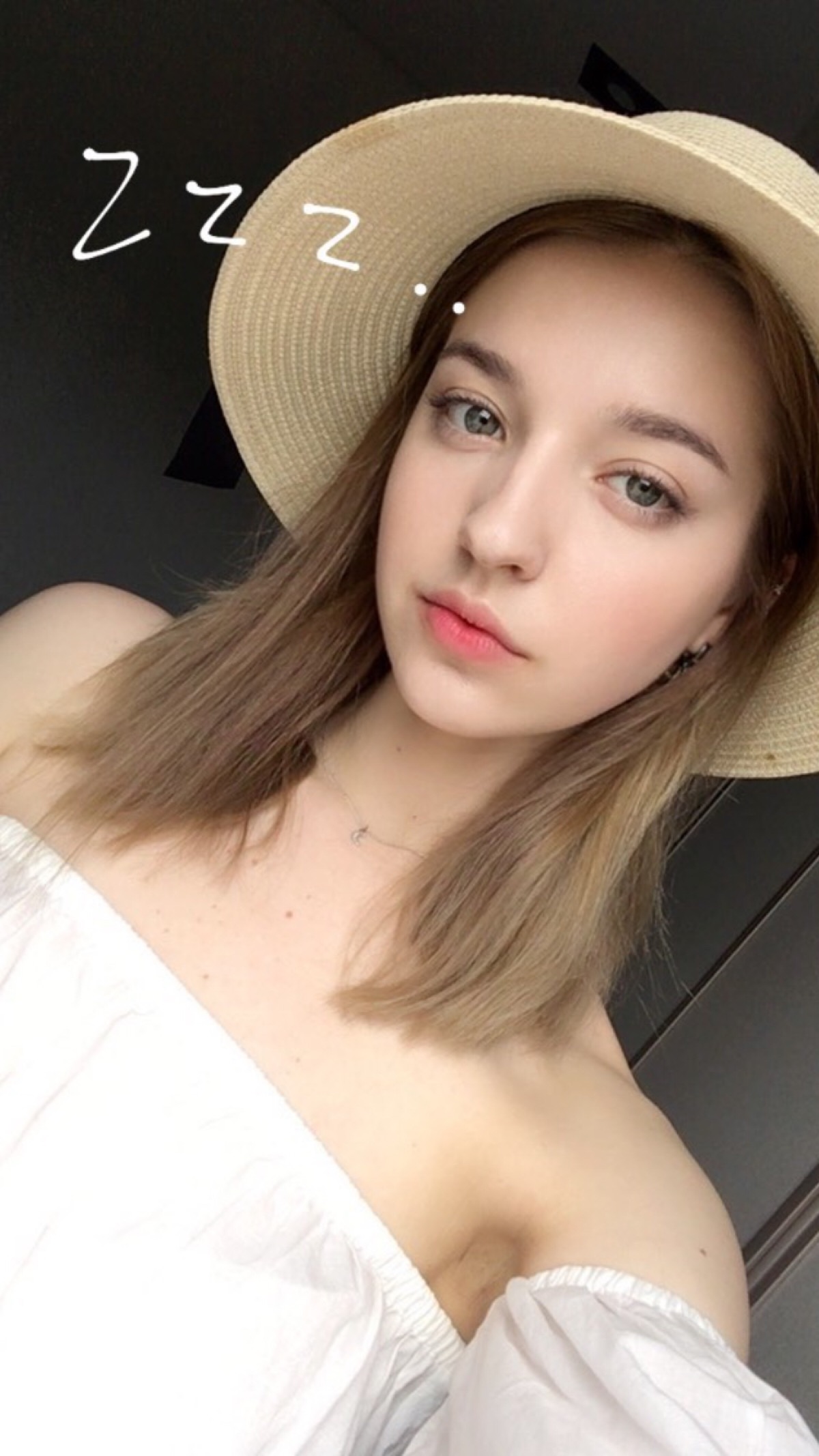angelina图片,angelinajolie图片 1996年出生的angelina danilova