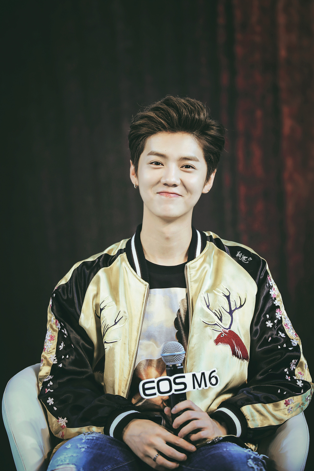 呆萌傻狍子 鹿晗 luhan #壁纸 #头像