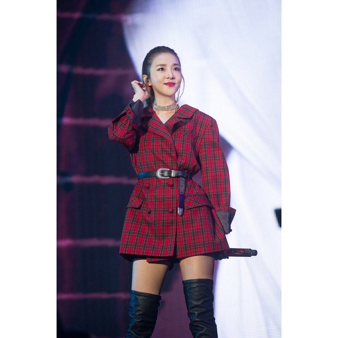 2ne1 sandara park dara 朴山多拉