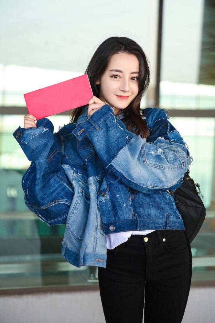 迪丽热巴 私服 街拍