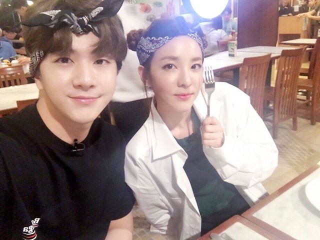 2ne1 sandara 朴山多拉 天动