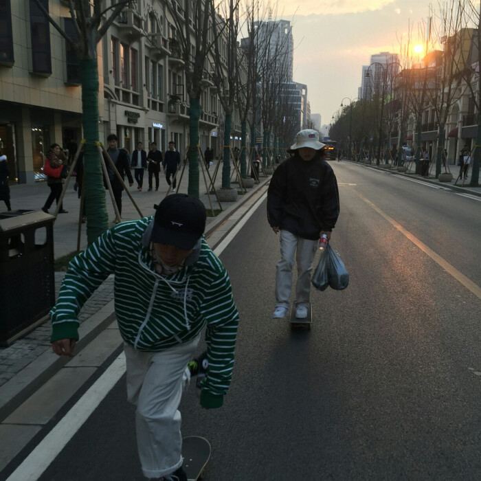 滑板欧美风背景图