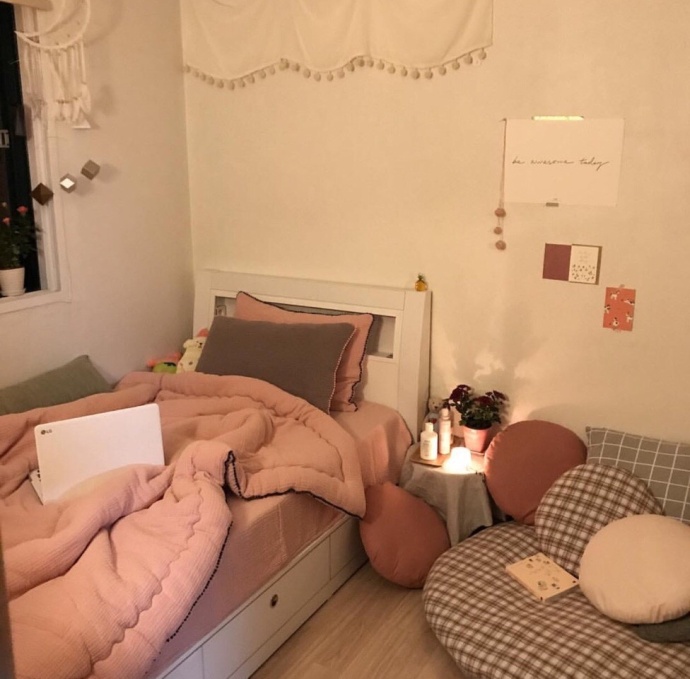 小房心满满的标志间v小房21少女图片