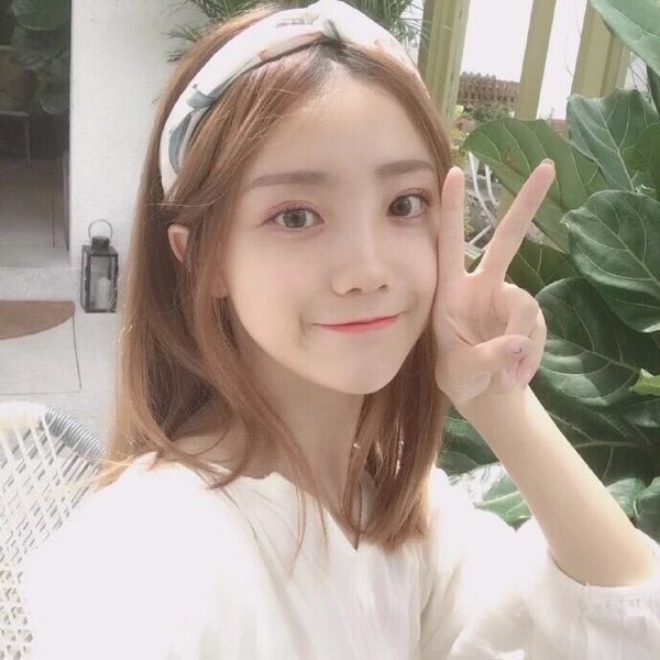 病娇 头像 女头 软妹 韩 网红 希望得到你的喜欢by李为安