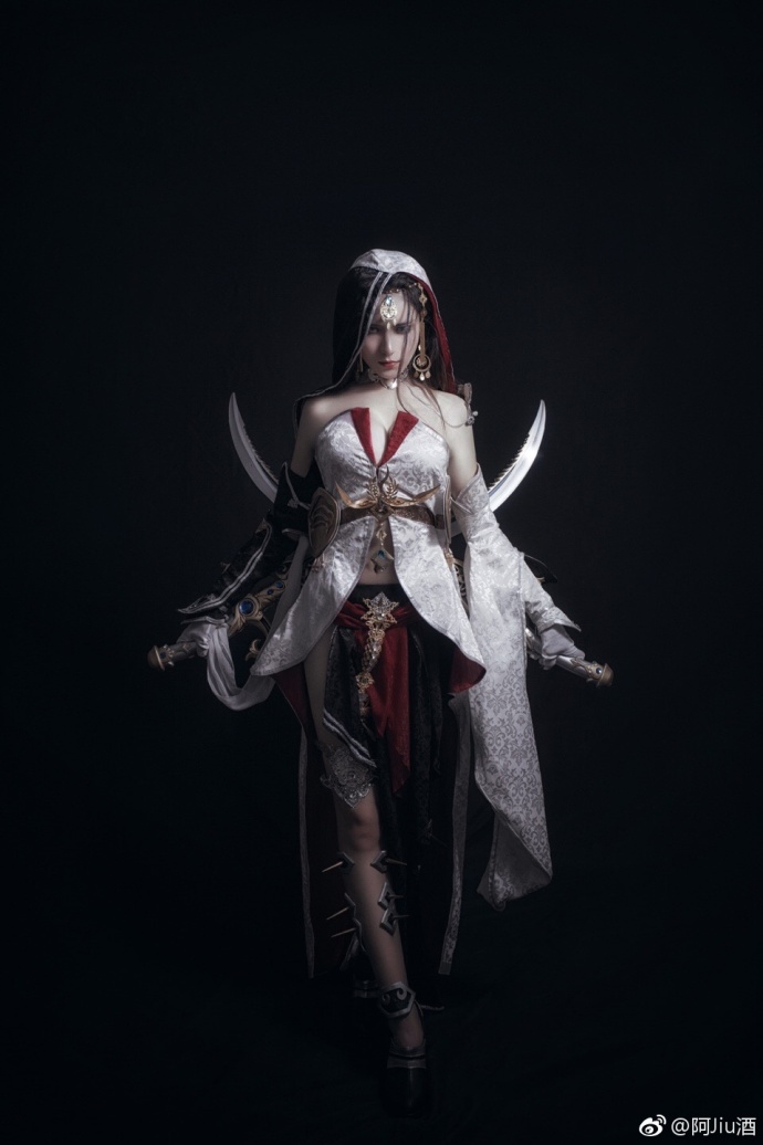 阿jiu酒 #剑网三cos# 明教【秦风喵姐】cos…-堆糖