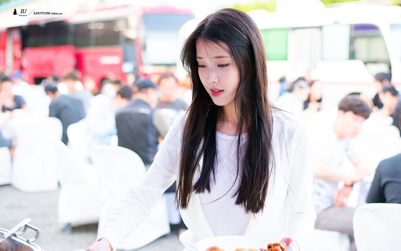 iu 李知恩